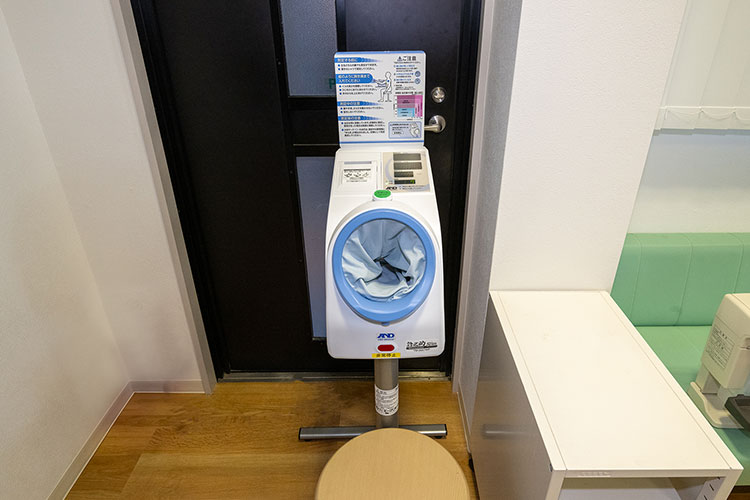 全自動血圧測定器
